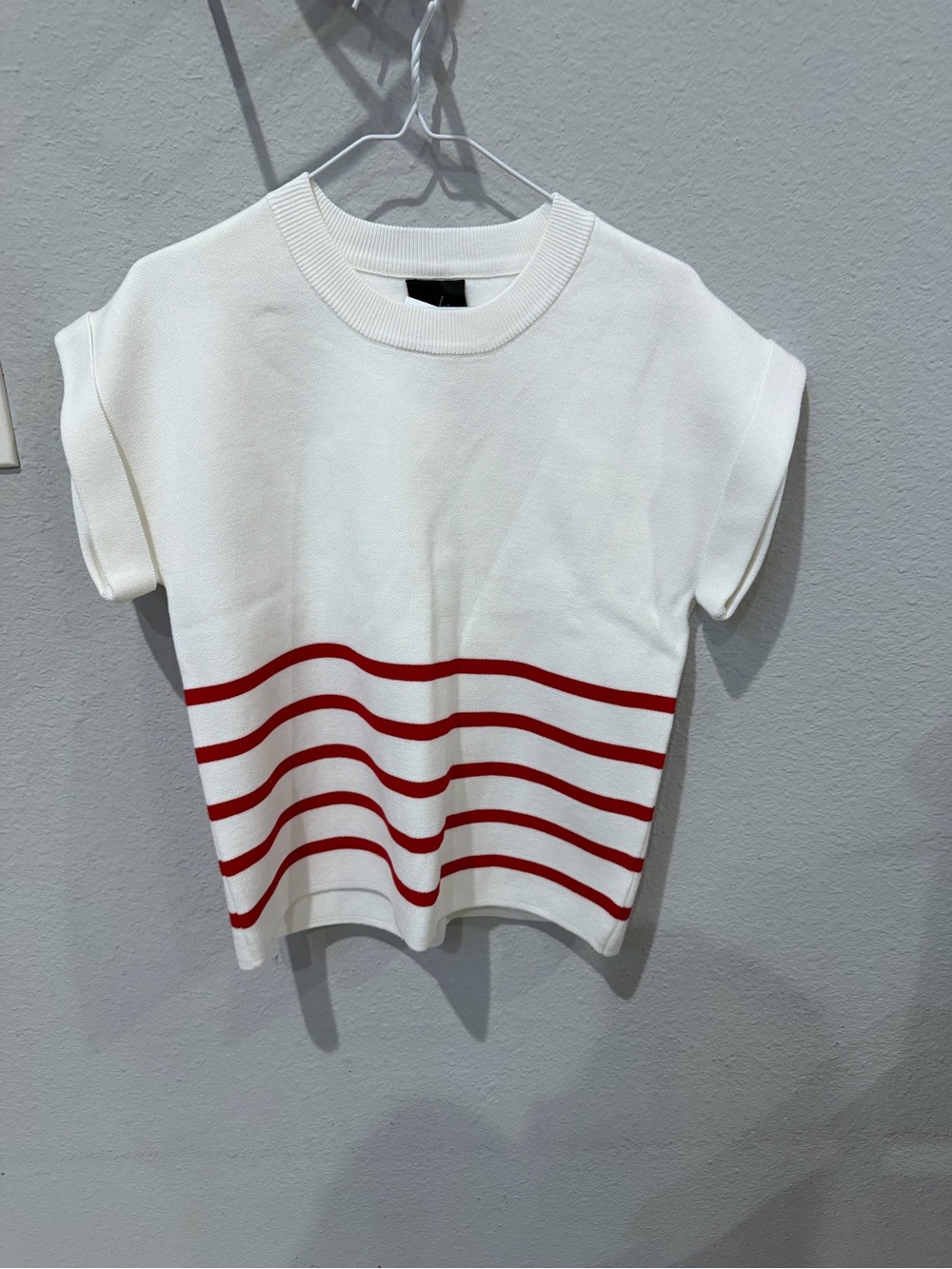 Women's Cream Crew Neck Short Sleeve Sweater with Red Stripes